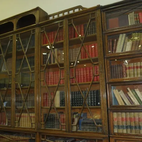 Biblioteca Franklin · Biblioteca Henoch Aguiar