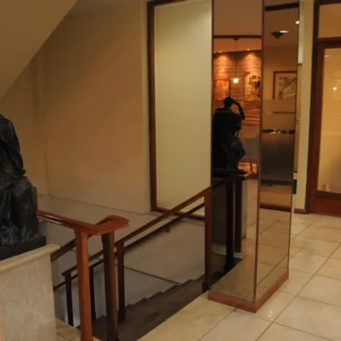 Biblioteca Franklin · Entrada