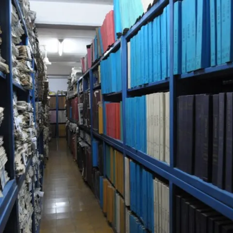 Biblioteca Franklin · Hemeroteca