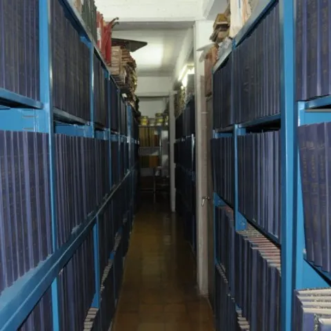 Biblioteca Franklin · Hemeroteca