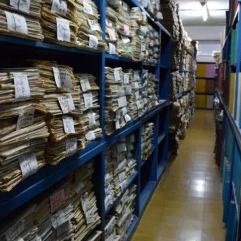 Biblioteca Franklin · Hemeroteca