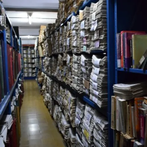 Biblioteca Franklin · Hemeroteca
