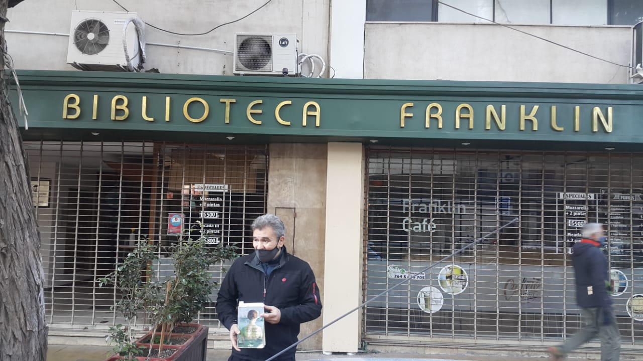 Suelta de libros, imagen 6